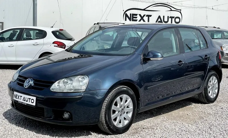 Volkswagen Golf 1.9TDI 105HP Image 1