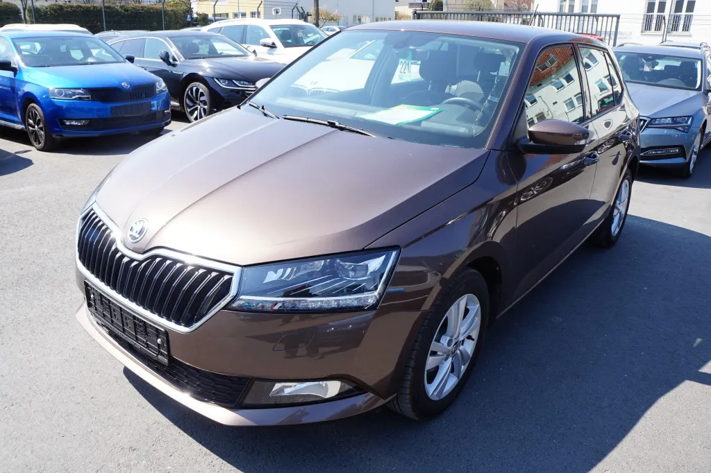 Skoda Fabia 1.0 TSI STYLE*PDC*VOLL LED*TEMPOMAT* Image 3