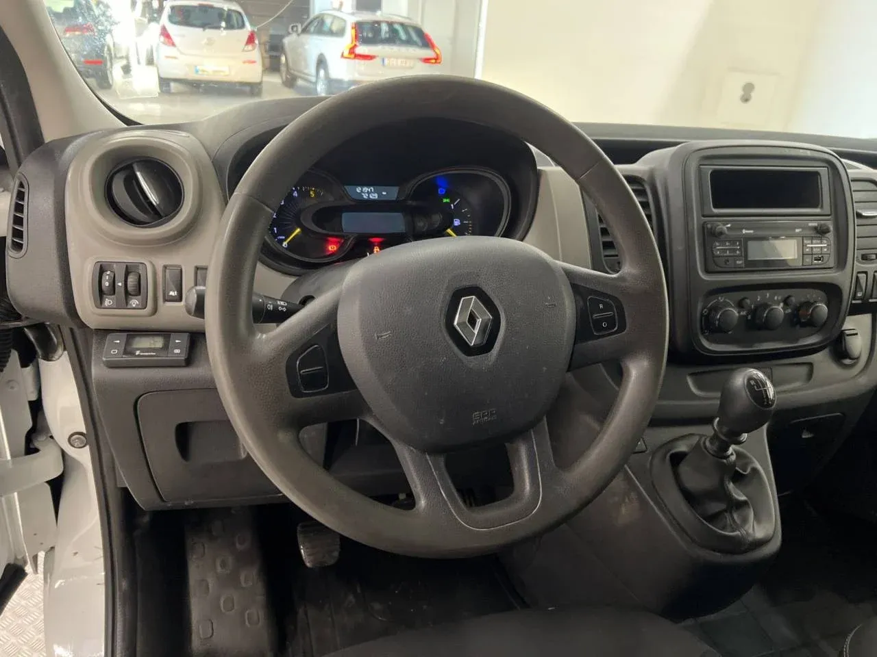 Renault Trafic 1.6 dCi V-inredd Tackräcken Värmare 1-Ägare Image 3